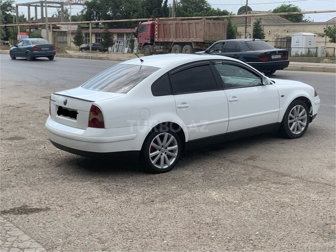 Volkswagen Passat-15
