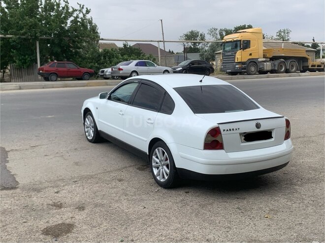 Volkswagen Passat-12