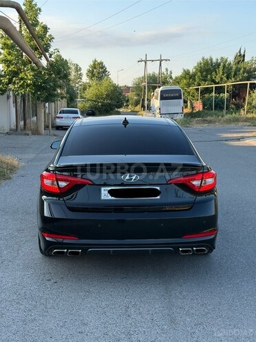 Hyundai Sonata-8