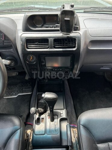 Toyota Land Cruiser Prado-12