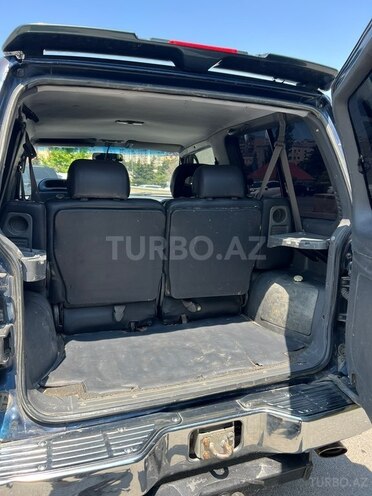 Mitsubishi Pajero-12