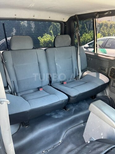 Mitsubishi Pajero-10