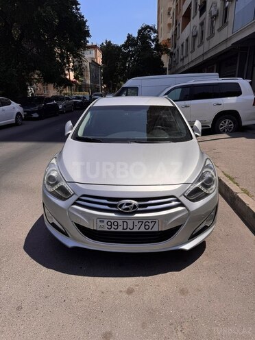 Hyundai i40-1