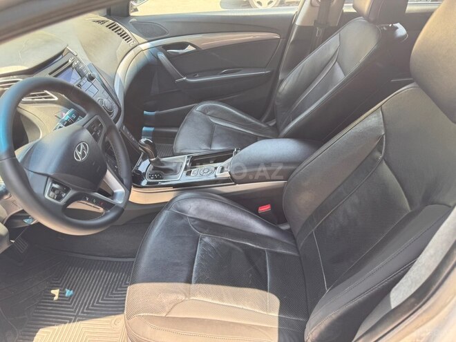 Hyundai i40-9