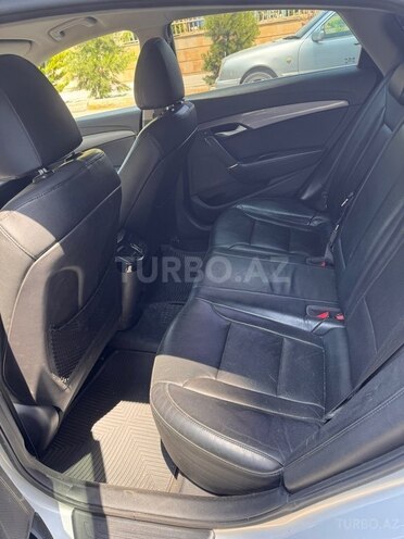 Hyundai i40-6