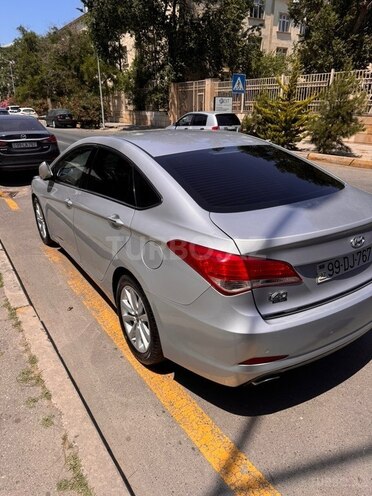Hyundai i40-4