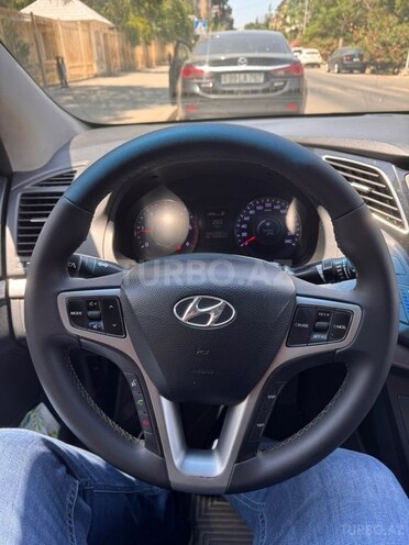Hyundai i40-7
