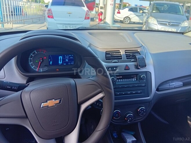 Chevrolet Cobalt-8