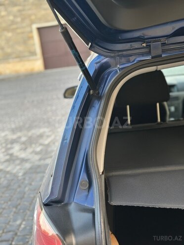 Opel Astra-10