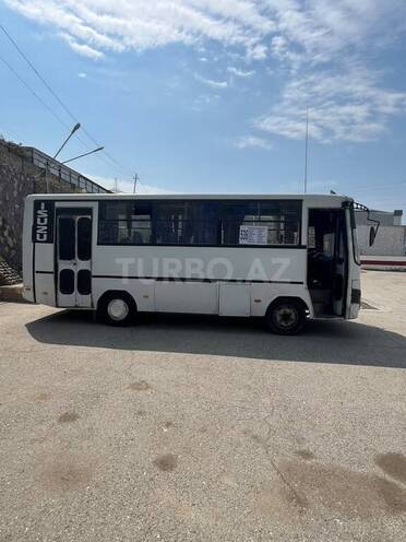 Isuzu Ecobus-5