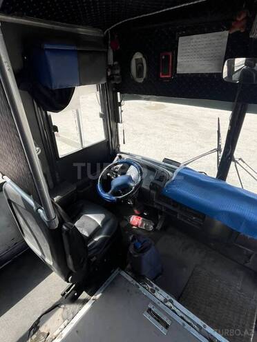 Isuzu Ecobus-10