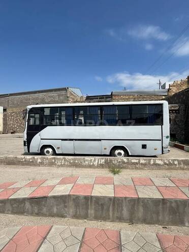 Isuzu Ecobus-4