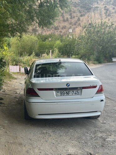 BMW 745-2