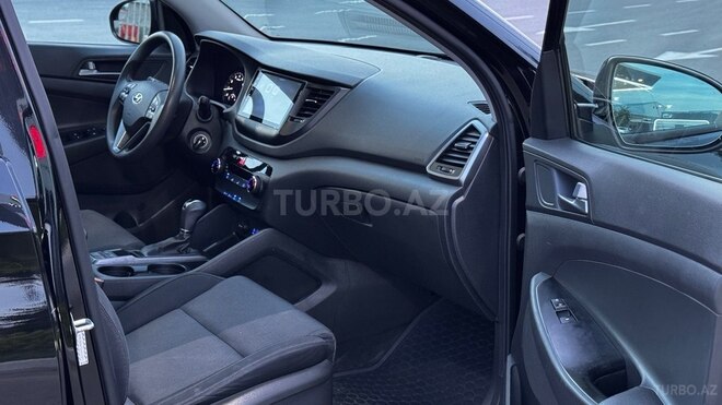 Hyundai Tucson-11
