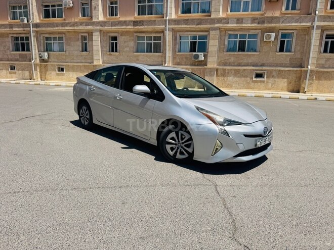 Toyota Prius-1