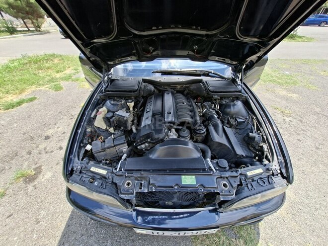 BMW 528-3