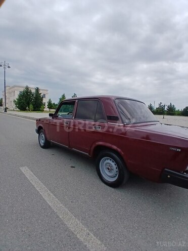 LADA (VAZ) 2107-2