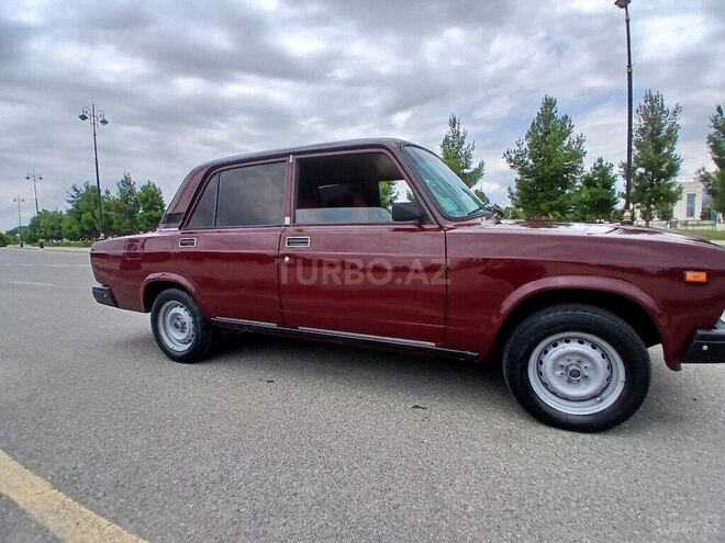 LADA (VAZ) 2107-4