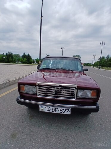 LADA (VAZ) 2107-1