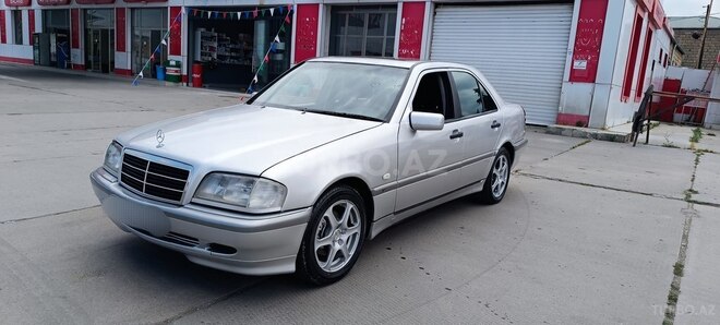 Mercedes C 200-3