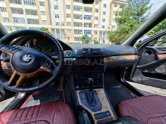 BMW 528-5