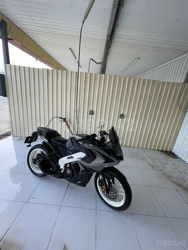 Bajaj Pulsar RS 200-5