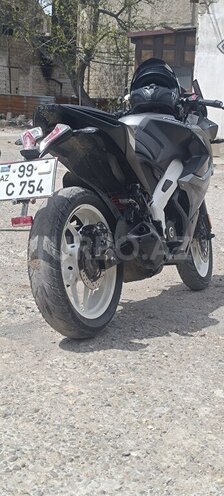 Bajaj Pulsar RS 200-9