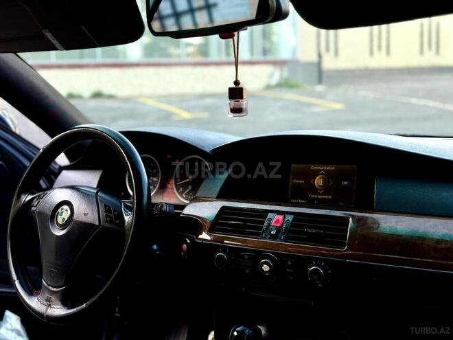 BMW 525-2
