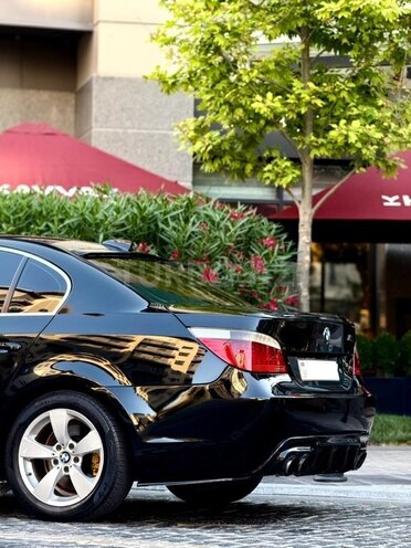 BMW 525-12
