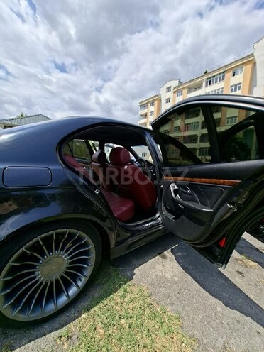 BMW 528-8