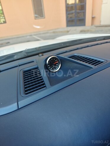 Porsche Panamera 4-5