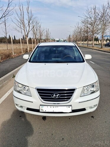 Hyundai Sonata-1