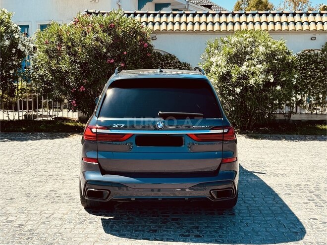 BMW X7-7