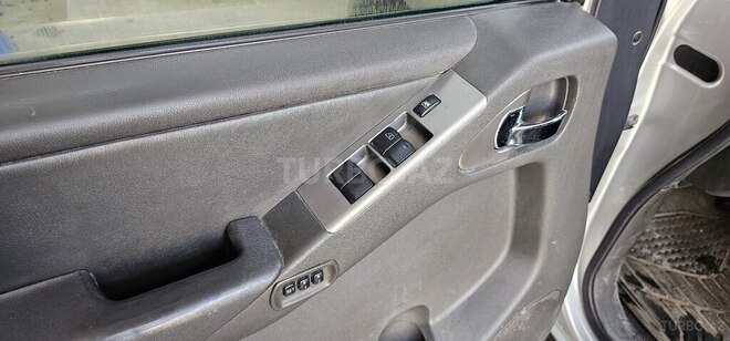 Nissan Pathfinder-4