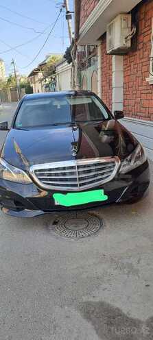 Mercedes E 220-1