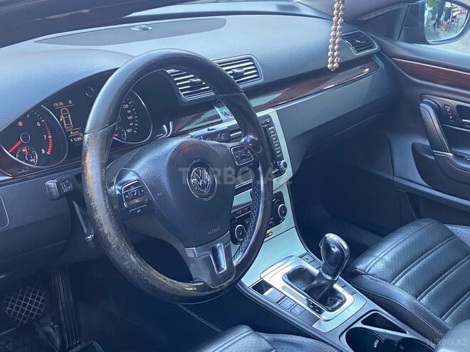 Volkswagen Passat CC-6
