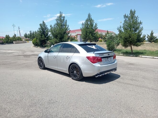 Chevrolet Cruze-5