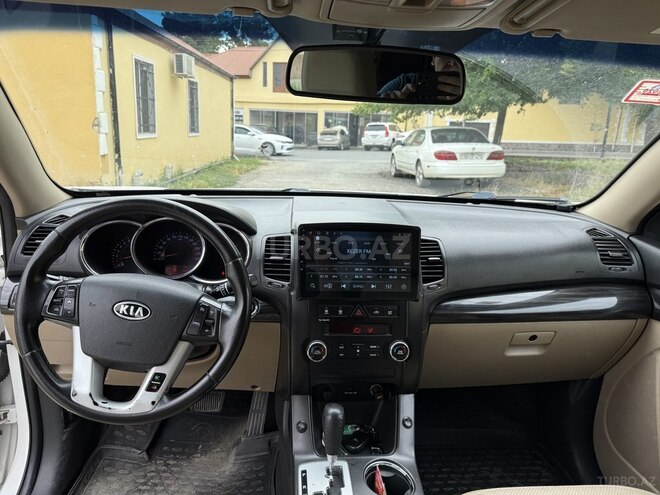 Kia Sorento-2