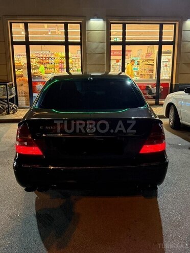 Mercedes E 500-3