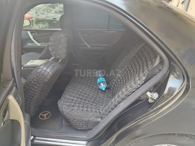 Mercedes E 220-6