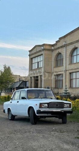 LADA (VAZ) 2107-1