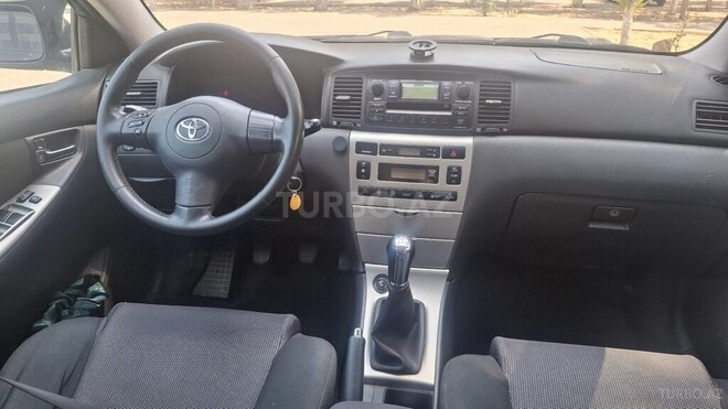 Toyota Corolla-6