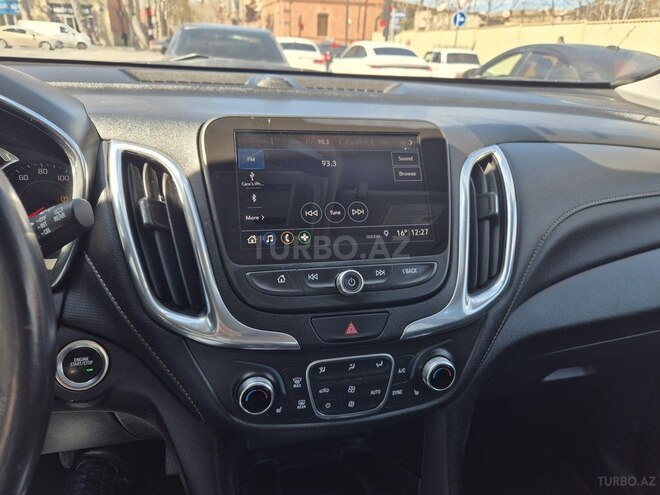 Chevrolet Equinox-11