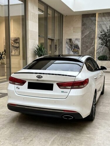 Kia K5-2