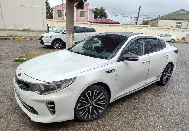 Kia K5-5
