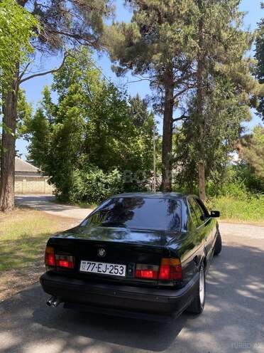 BMW 520-4