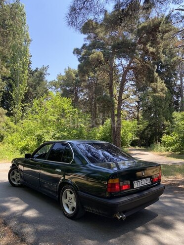 BMW 520-3