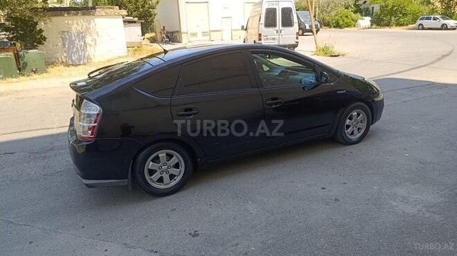 Toyota Prius-11