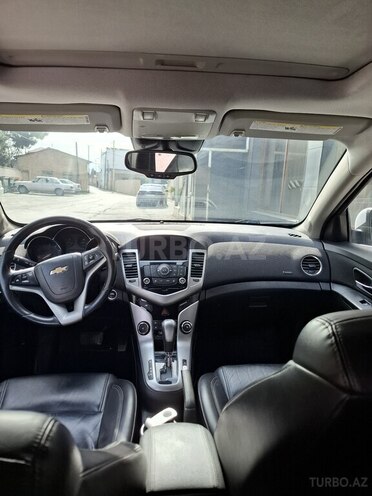 Chevrolet Cruze-4