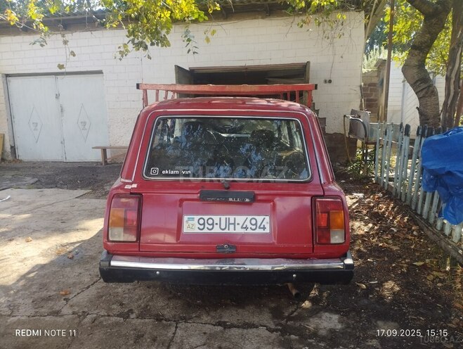 LADA (VAZ) 2104-2